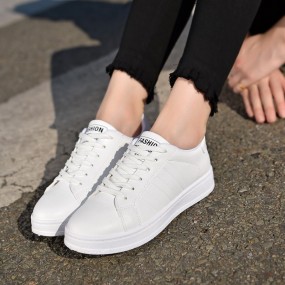 Individuelle Sneaker kaufen - Sneaker für Messeauftritt