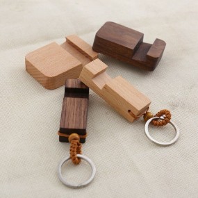 Schlüsselanhänger als Handyhalter aus Holz - Handyhalte...