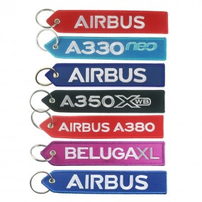 Kurze Lanyards mit eingewebtem Logo günstig bestellen