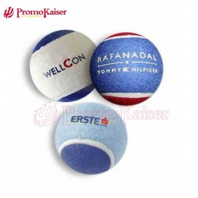 Tennisbälle bedrucken lassen mit eigenem Logo